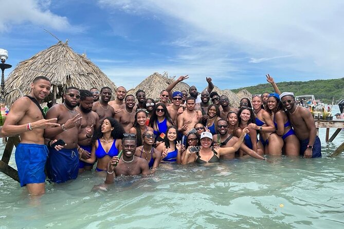 5 Islands Tour With Snorkel, Snack, Lunch and Music in Cartagena - Customer Feedback