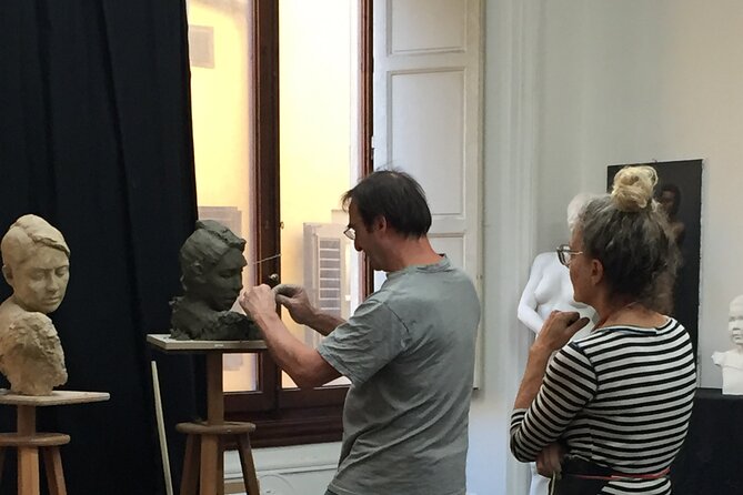 5 Mornings or 5 Afternoons Sculpture in Clay Guided Workshop - About the Operator