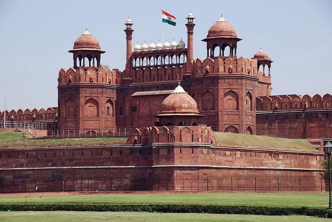 5 Nights / 6 Days - Delhi Agra Haridwar Rishikesh Tour - Meeting and Pickup