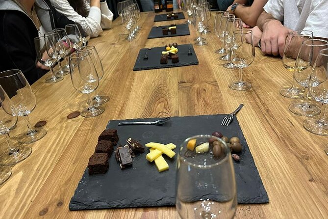 5 Port Wine Tasting With Pairings - Accessibility and Participation