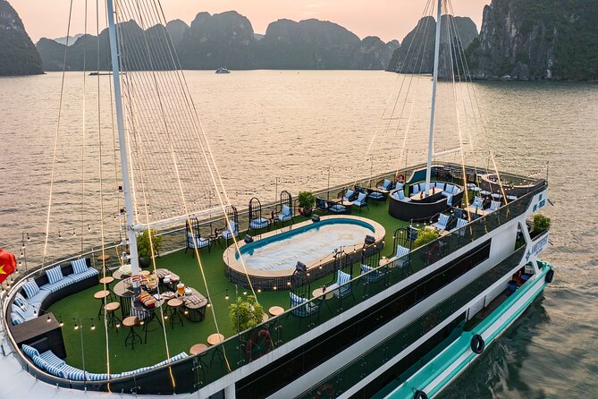 5-Star Day Cruises Halong With Jacuzzi - Schedule and Duration