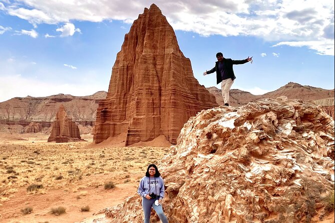 5 to 7 Hours Cathedral Valley Jeep Tour - Tour Experience Highlights