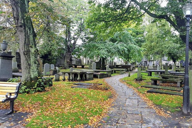 500 Years of Crime and Punishment: A Self-Guided Audio Tour - Good To Know