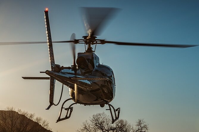 55 Mile - Helicopter Tour Around Zion National Park - Group Size