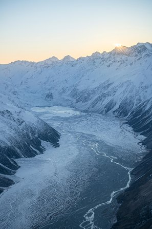 55 Minute Grand Circle Ski Plane - Close-up Views of Peaks