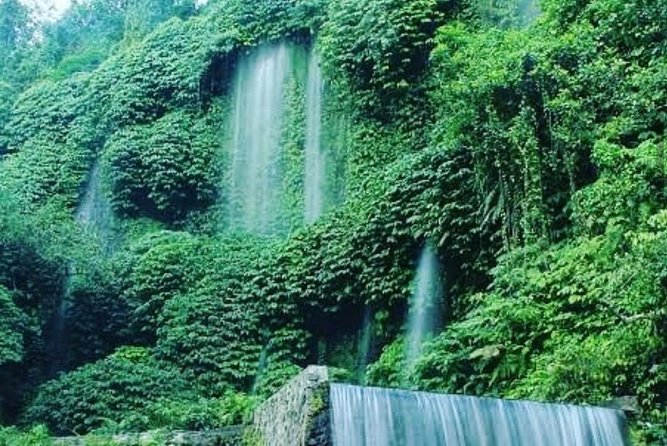 5D/4N (Hostel) Backpacker Lombok Tour Package - Key Points