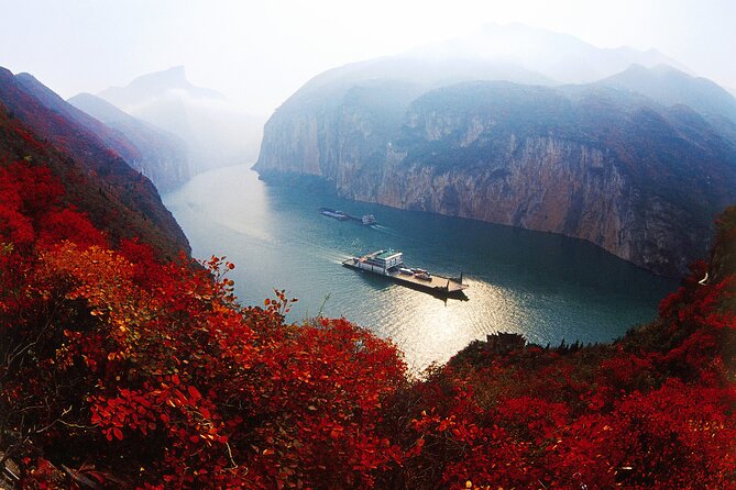 5D4N Yangtze River Tour: Yichang to Chongqing by Victoria Sabrina - Booking and Cancellation