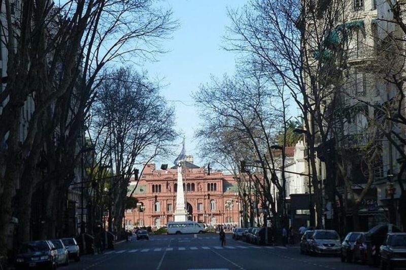 5hs Small Group City Tour With Street Food of Buenos Aires - Key Points