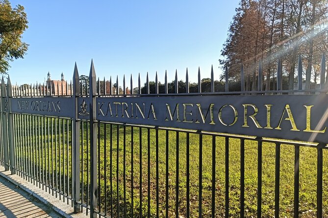 6 Cemeteries of New Orleans: Famous Graves & Fascinating History - Metairie Cemetery