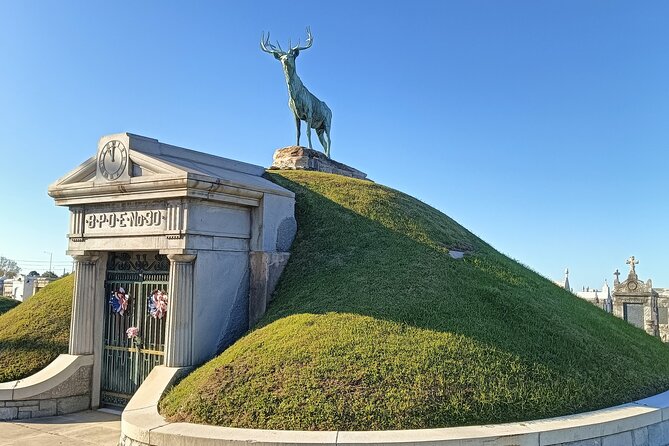 6 Cemeteries of New Orleans: Famous Graves & Fascinating History - Tips for Visiting New Orleans Cemeteries