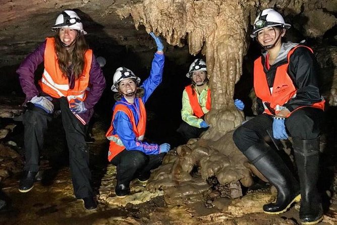 6-Day Caving Tour and Rainbow Mountain Hike to Machu Picchu - Discovering the Queswachaka Inca Hanging Bridge