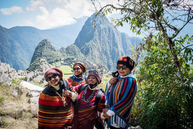 6-Day Cusco and Machu Picchu Private Tour With Accommodation - Meeting and Pickup