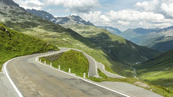 6-Day Drive 9 Swiss Passes, Glacier Express Route +Stelvio, Italy - Thrilling Stelvio Drive