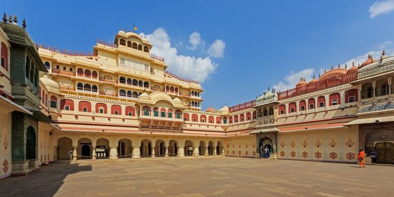 6 Day Golden Triangle With Pushkar & Udaipur - Languages Offered