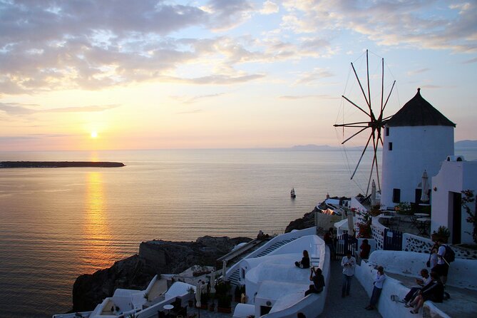 6 Day Private Tour Athens & Santorini to Discover Greeces Charm - Exploring Athens and Santorini