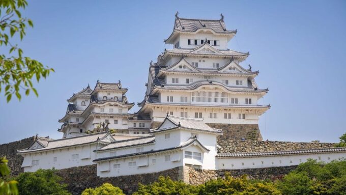6-Day Private Tour to Kyoto via Fukui From Fukuoka With Bus - Discovering Hiroshima and Onomichi