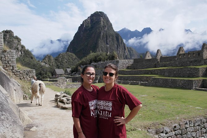 6-Day Tour of Cusco and Machu Picchu - Arrival in Cusco