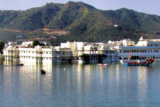 6 Days Golden Triangle Tour With Udaipur : Delhi, Agra, Jaipur - Day 3: Discovering Jaipur
