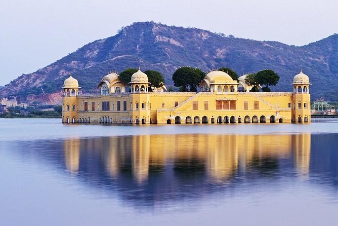6 Days Golden Triangle Tour With Udaipur(Delhi Agra Jaipur Udaipur Tour) - Transportation Arrangements