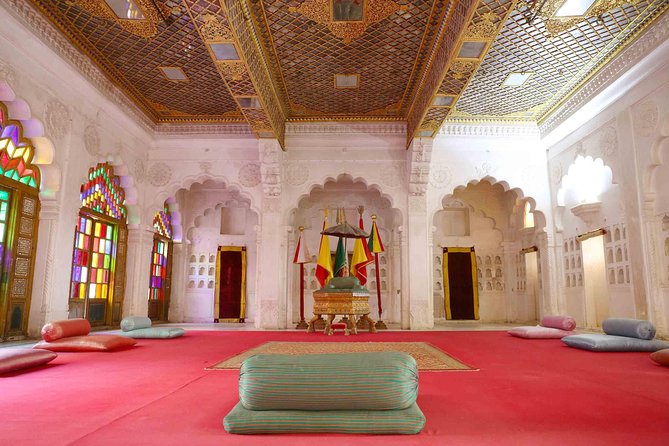 6 Days Jaipur, Jodhpur & Udaipur Tour With Hotels & Lunch - Accommodation and Meals