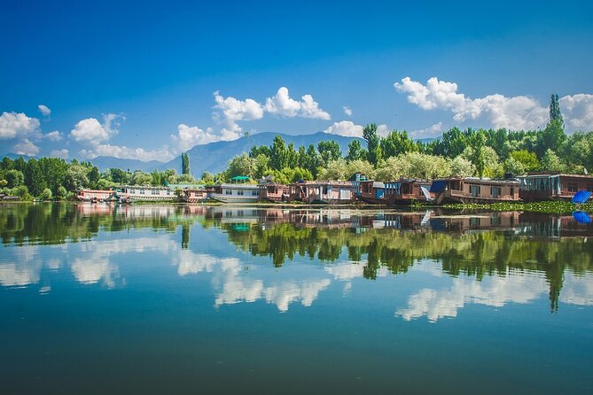 6 Days Private Tour in Kashmir - Accommodation and Amenities