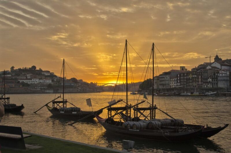 6-Hour Porto by Vespa - Experience Highlights
