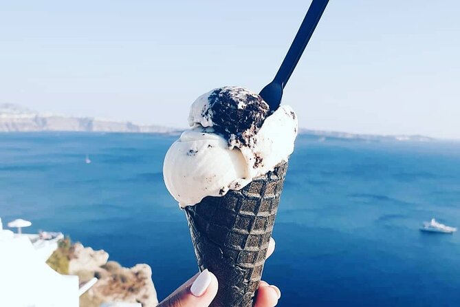 6-Hour Private Custom Santorini Tour-A Full Experience Of The Island. - Exploring the Captivating Oia