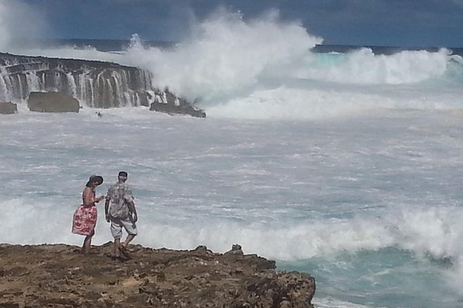 6-Hour Private Customized Luxury Convertible Tour of Oahus North Shore - Optional Plantation Visits