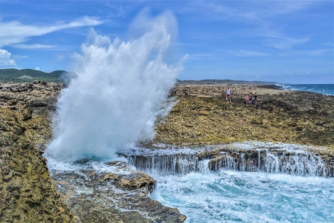 6 Hour Private Guided Tour Beyond the Beaches of Curacao - Meeting & Pickup