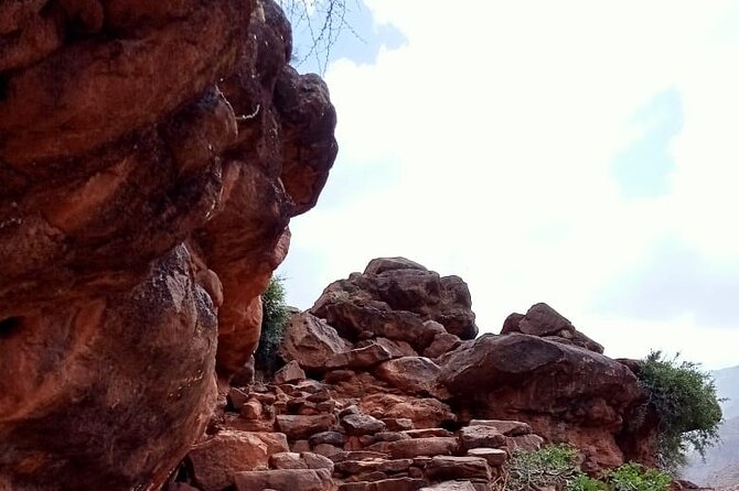6-Hour Private Hike to Discover Berber Villages - Health and Accessibility