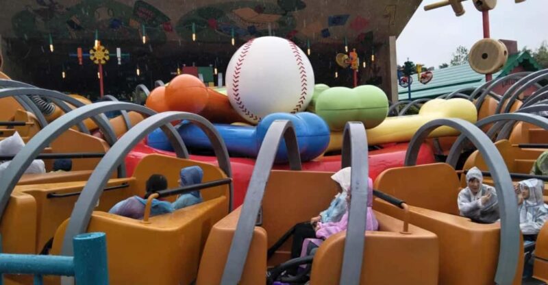 6 Hour Private Tour in Disneyland - Interactive Attractions