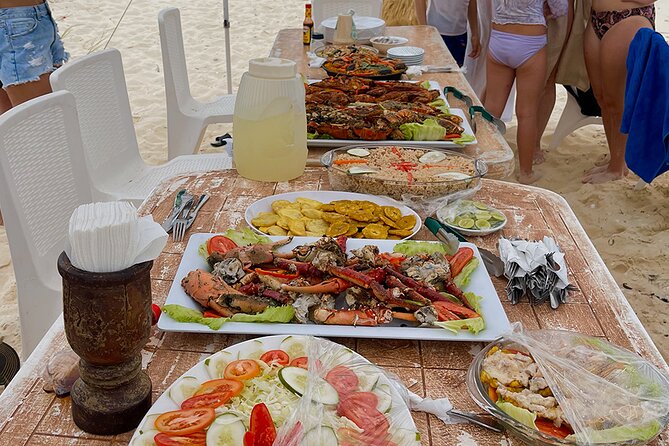 6-Hour Private Tour of Águilas Bay and the Bauxite Mine - About Your Stay