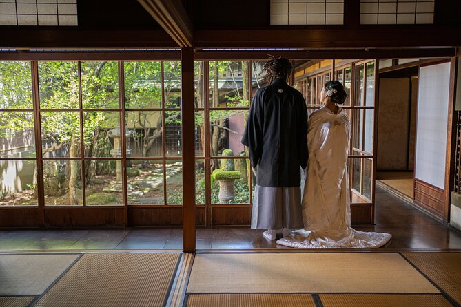 6 Hour Private Wedding Photos at Hida Takayama in Japan - Photo Retouching and Delivery