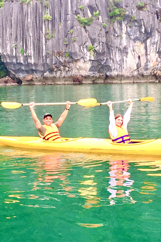 6 Hours Ha Long Bay Group Tour:Sung Sot-Ti Top-Kayaking - Key Points