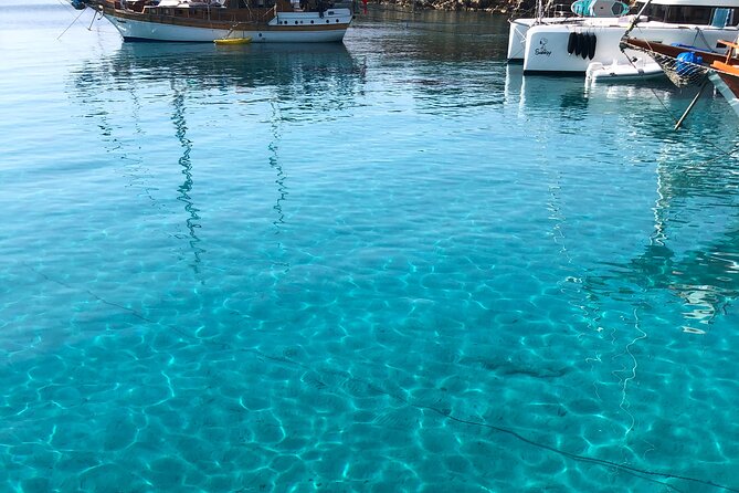 6 Hours Private Charter Boat Tour With Lunch in Bodrum - Private Charter Boat Tour