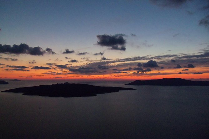 6 Hours Private Full Santorini Highlights - Meeting and Pickup