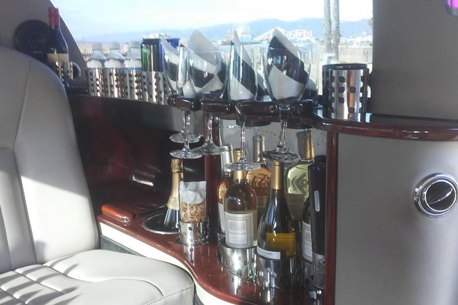 6-Hourtour in a Custom Limo With the Biggest Bar Ever Made for a Limo!!! - Booking and Confirmation Details