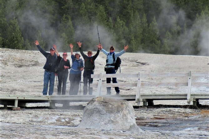 6-Mile Geyser Hiking Tour in Yellowstone With Lunch - Hiking the Firehole River