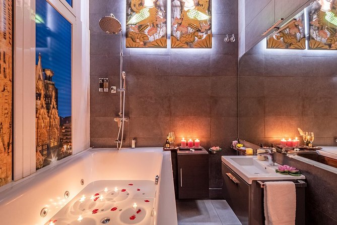 60 Min Couples MASSAGE to Choose and 30 Min Floral Bath at THAI SPA MASSAGE - Massage and Floral Bath Amenities
