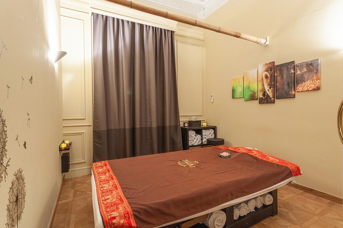 60 Min Foot and Leg MASSAGE at THAI SPA MASSAGE BARCELONA - Relaxing Environment