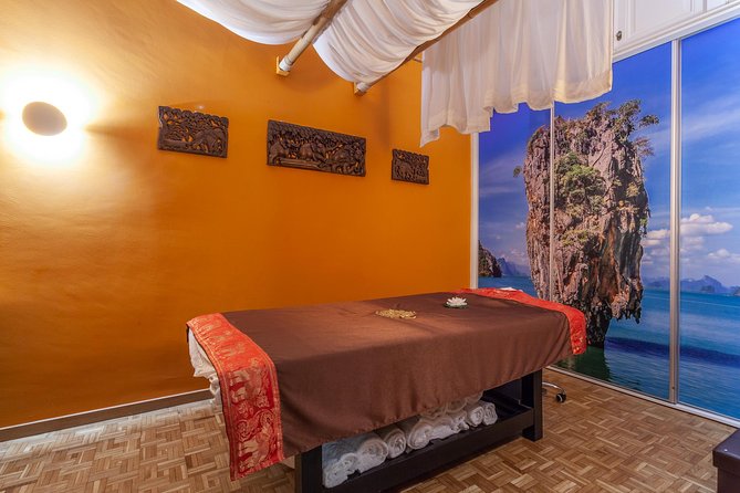 60 Min Foot and Leg MASSAGE at THAI SPA MASSAGE BARCELONA - Booking and Availability