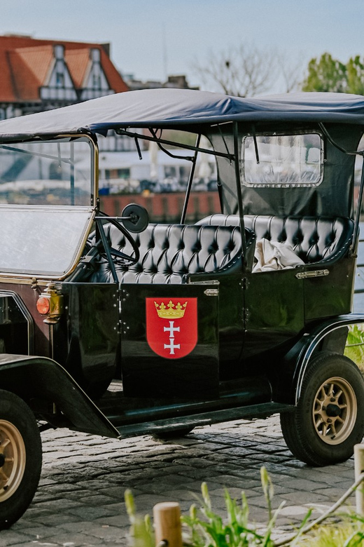 60 Min of Sightseeing in Retro Cars, Gdansk - Booking and Cancellation