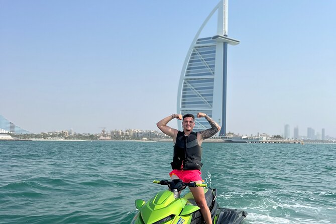 60Min Jet Ski To Burj Al Arab, Atlantis The Palm - Meeting Point