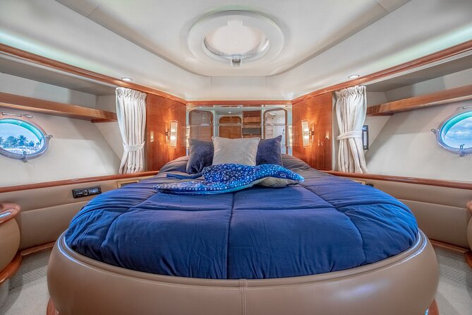 62 Azimut Yacht Charter With Captain and Mate - Booking and Reservation Process