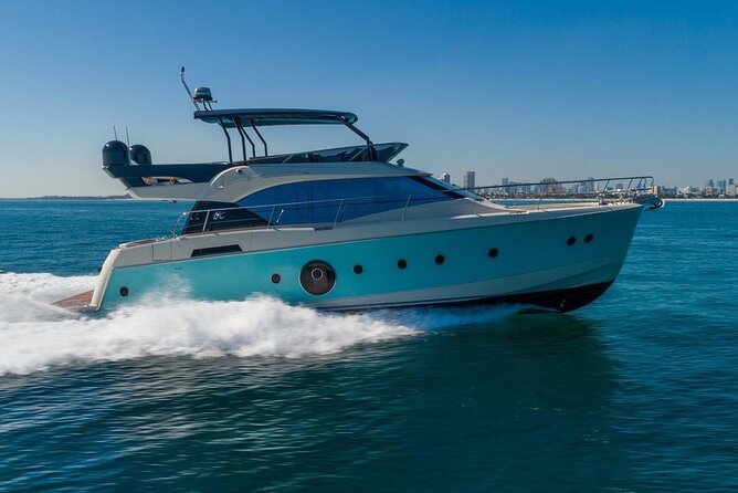 62FT Yacht Tour in Miami Beach With Captain Beneteau MC6 Fly - Activities Offered