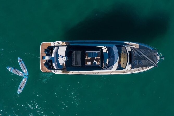 62FT Yacht Tour in Miami Beach With Captain Beneteau MC6 Fly - Meeting Information