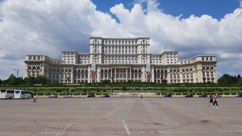 6h Communism Tour in Bucharest With Ceausescu Mansion - Tour Experience