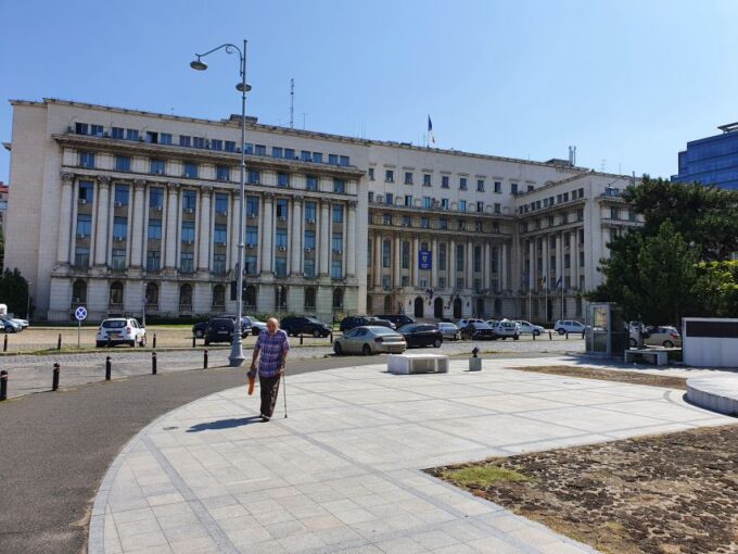 6h Communism Tour in Bucharest With Ceausescu Mansion - Inclusions and Exclusions