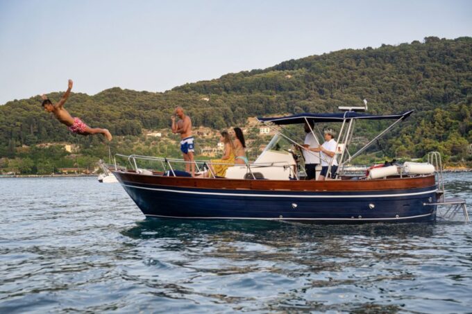 6h in the Gulf of Poets With Tasting of Local Food and Wine - Booking and Cancellation