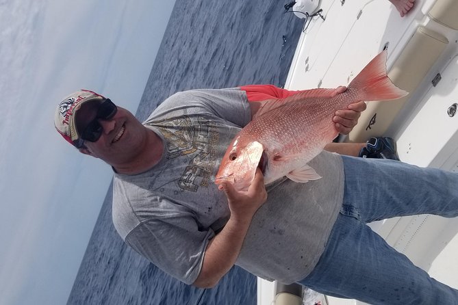 6HR Fishing Charter - Gearing Up for the Adventure
